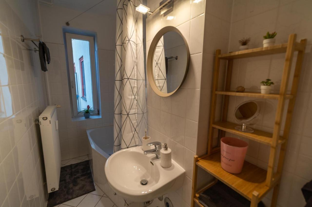 2 Bedroom 65Qm - Kitchen - Central - Netflix 马格德堡 外观 照片